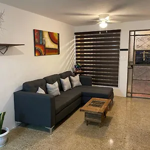Merida, Casa De La Luna Holiday home